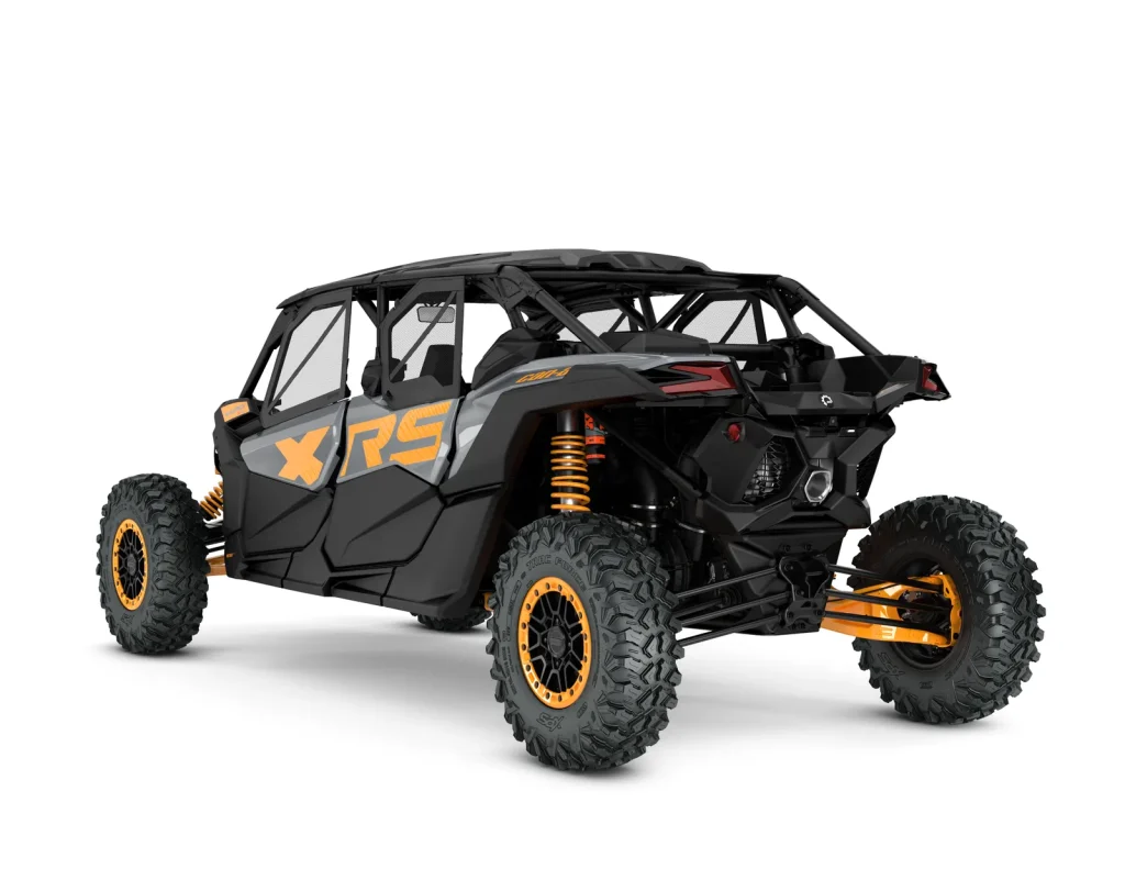 Maverick MAX X RS SAS Turbo RR, Dolomite Grey, vista di tre quarti posteriore