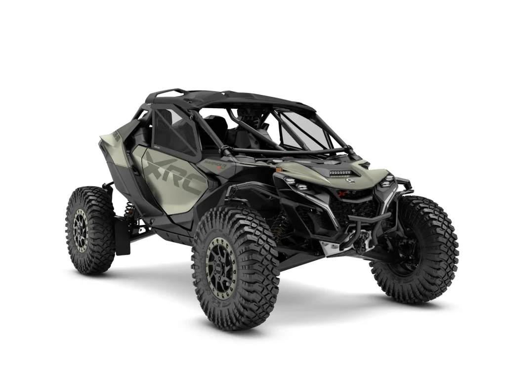 Maverick R X RC DCT SAS 999T, Loft Green Satin, vista di tre quarti anteriore
