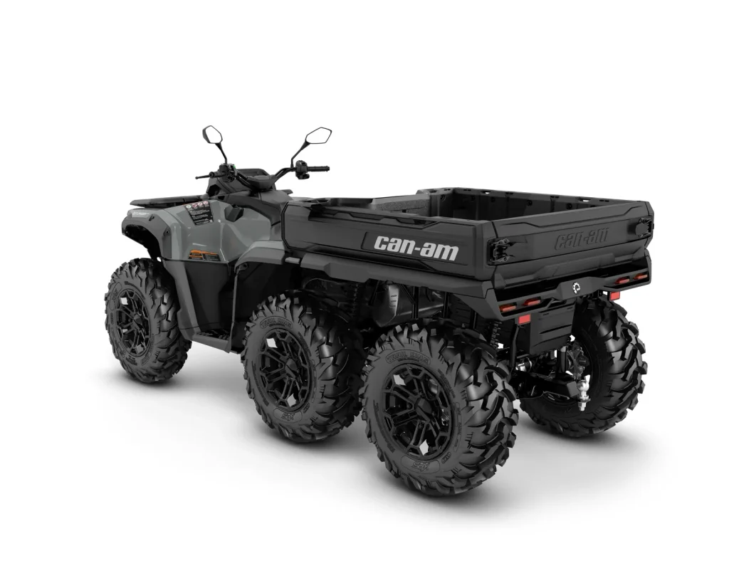Outlander 6x6 DPS T 1000, Granite Grey, vista di tre quarti posteriore