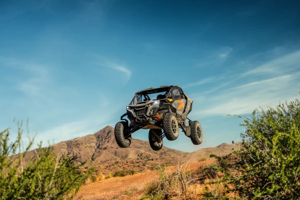 Maverick R X RS DCT 999T in azione
