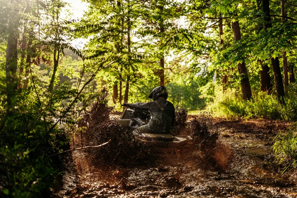 Outlander MAX X MR 1000R in azione