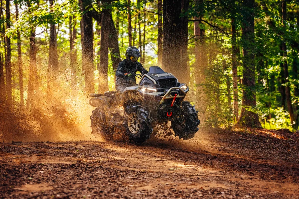 Outlander MAX X MR 1000R in azione