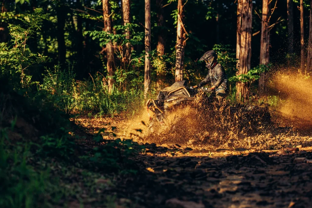 Outlander MAX X MR 1000R in azione